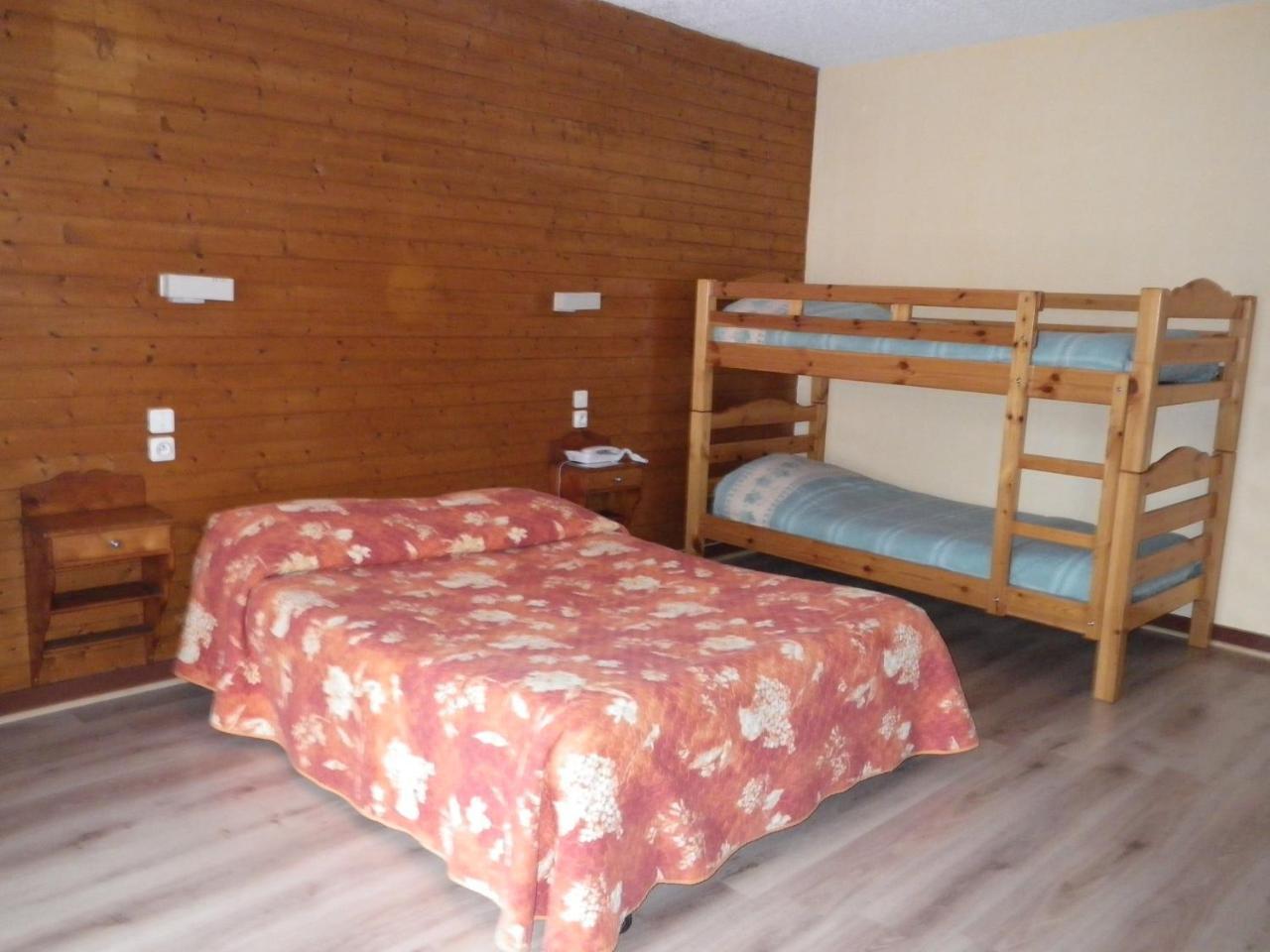 Hotel Notre Dame Des Neiges La Feclaz Ruang foto